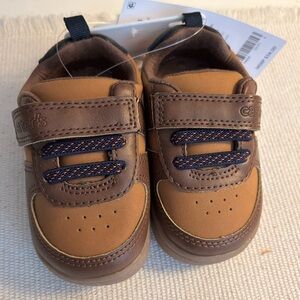 Carter's baby shoe every STEP KYLE-BP size 4 (9-12 months) infant toddler